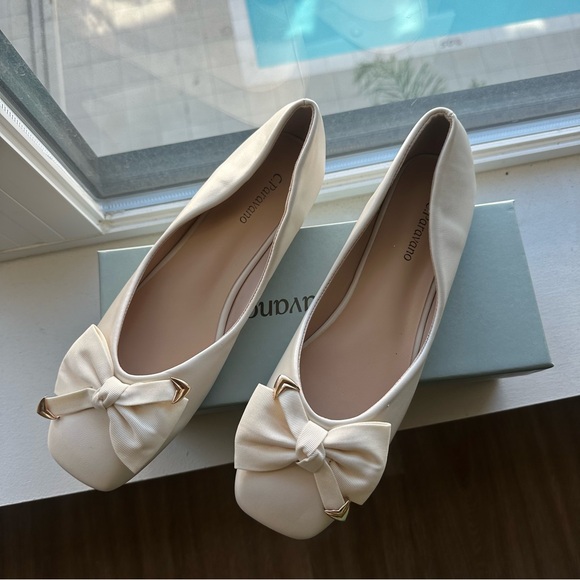 White Bow Women's Flats C. Paravano - Picture 3 of 7